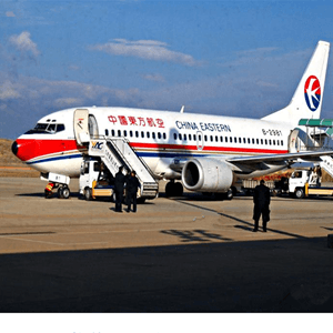 连云港航空运输航空快运业稳步发展的原因是什么？